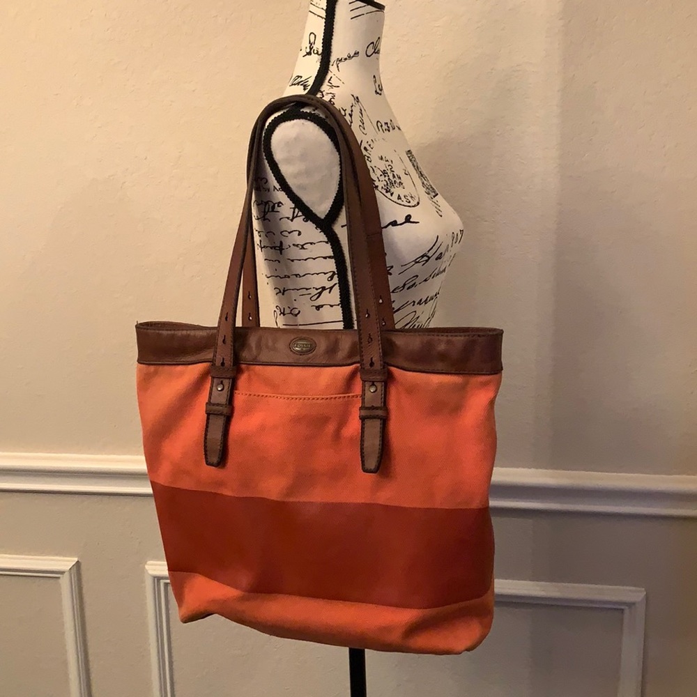 🧡Fossil Orange Striped Canvas Tote🔥